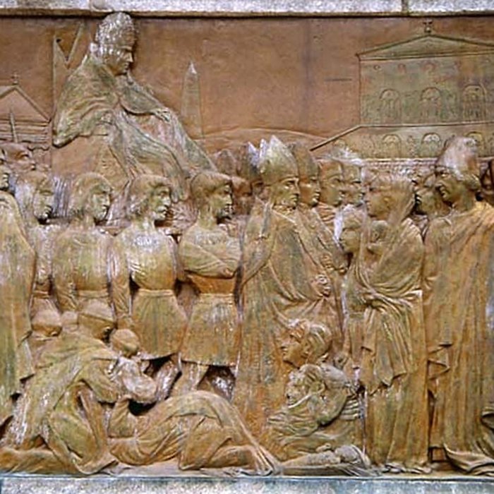 Photo de Statue du Pape Gerbert à Aurillac