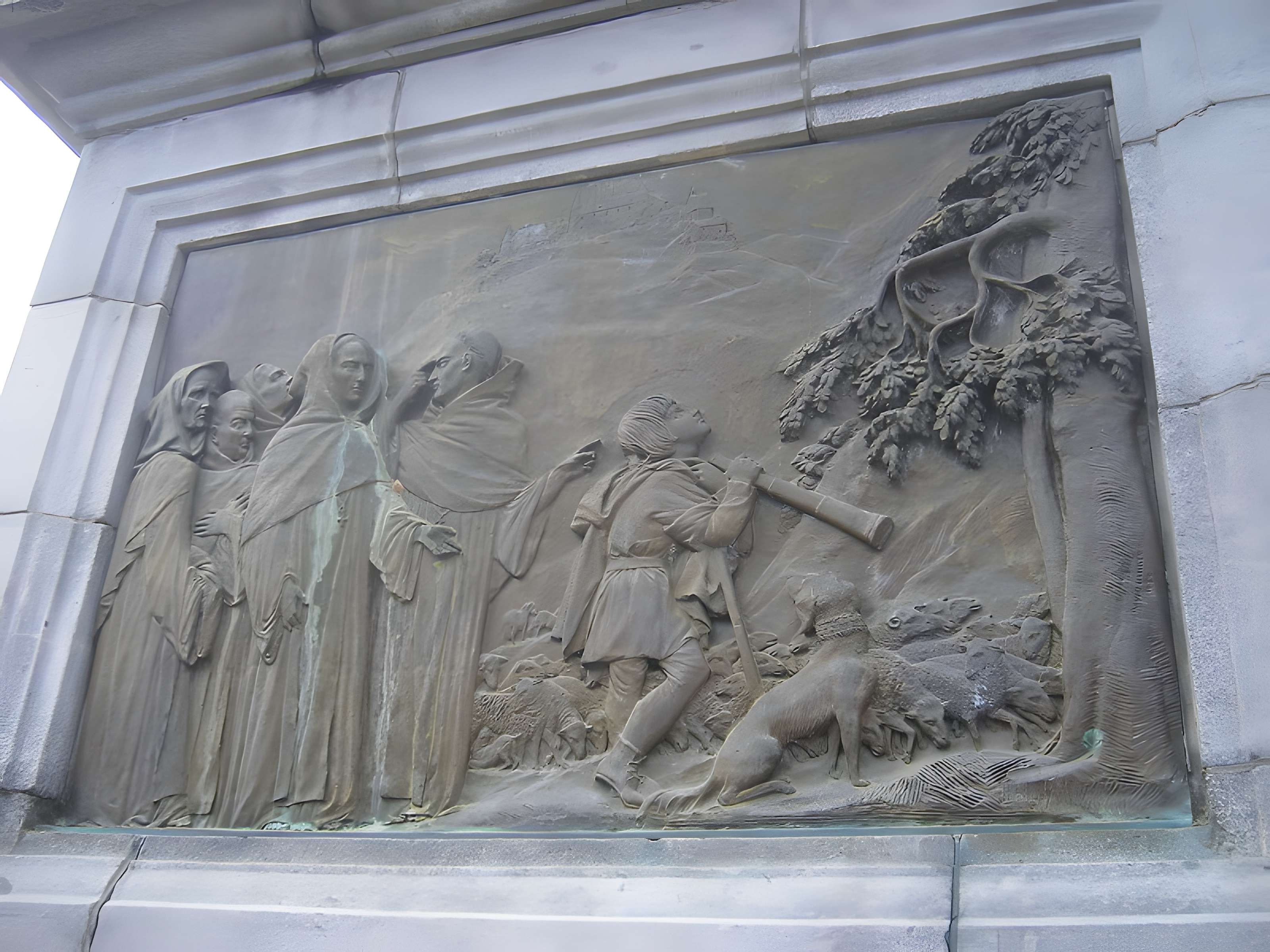 Statue du Pape Gerbert à Aurillac