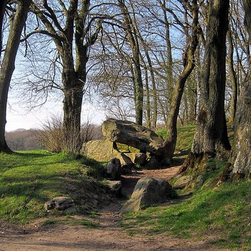 Table des Fées de Fresnicourt-le-Dolmen