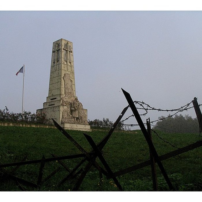 Photo de Terrains de zone rouge à Vauquois