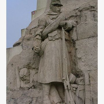 Terrains de zone rouge à Vauquois