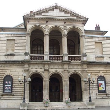 Théâtre municipal de Dole