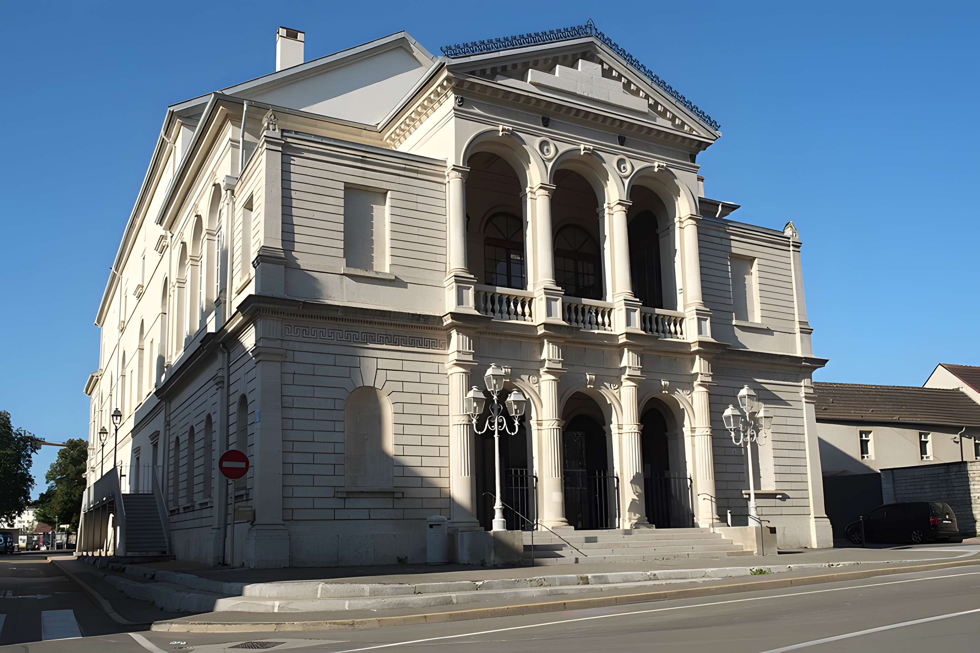 Théâtre municipal de Dole