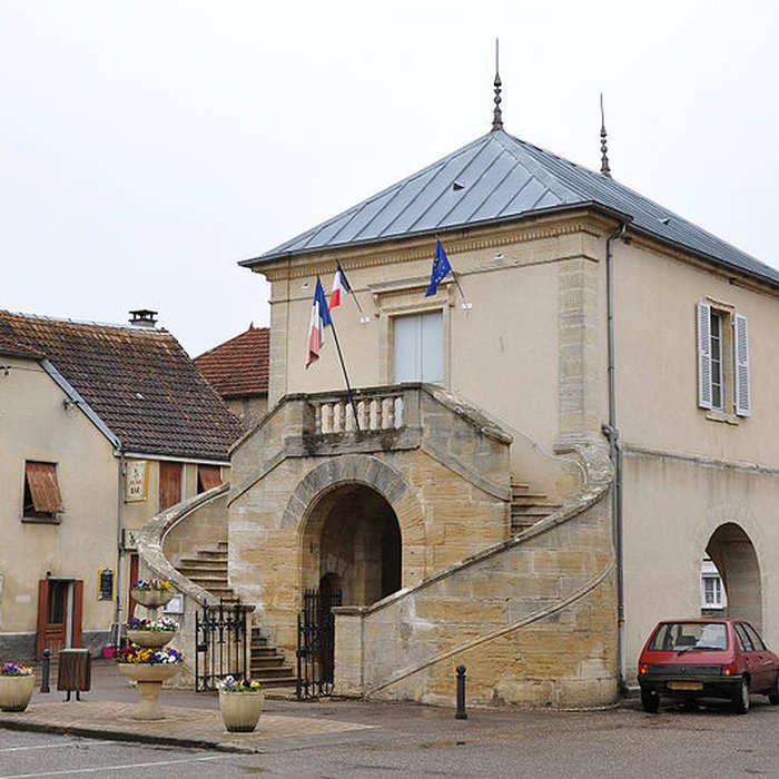 Photo de Mairie-lavoir de Beaujeu
