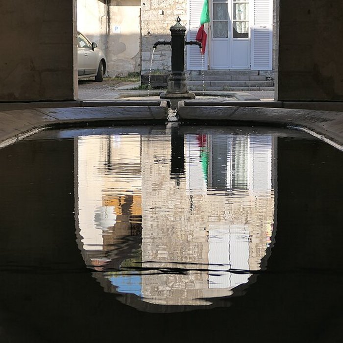 Photo de Mairie-lavoir de Beaujeu