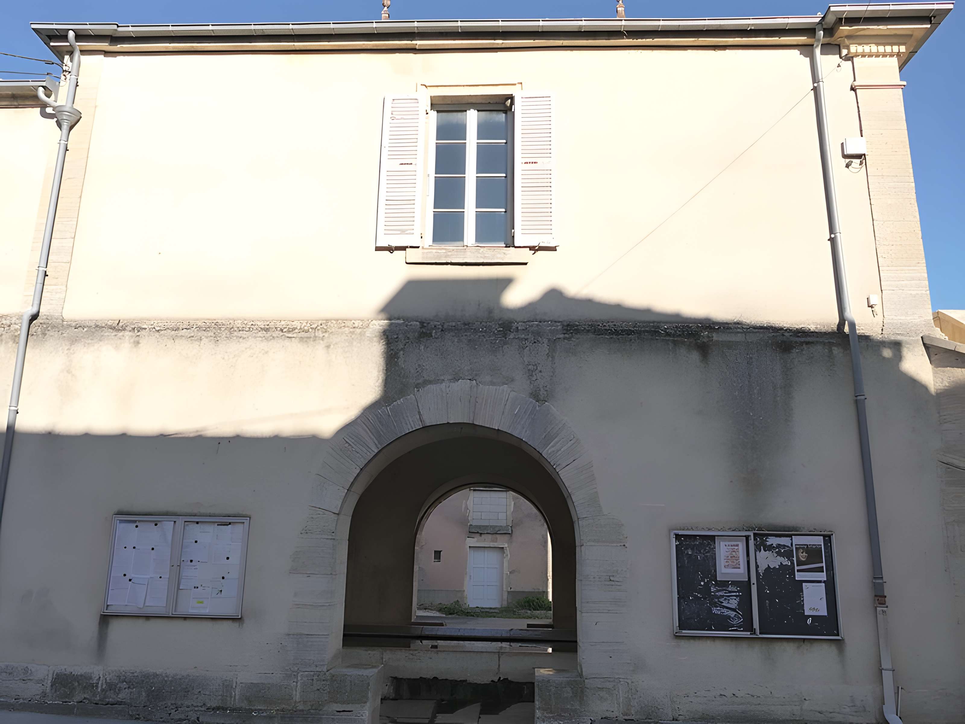 Mairie-lavoir de Beaujeu