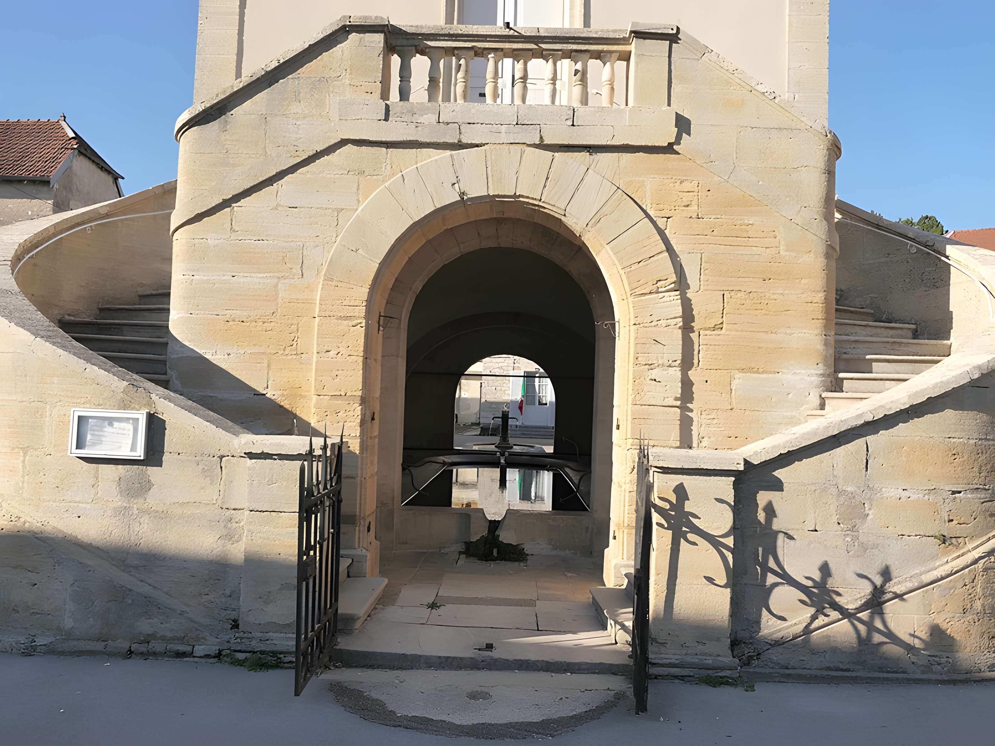 Mairie-lavoir de Beaujeu
