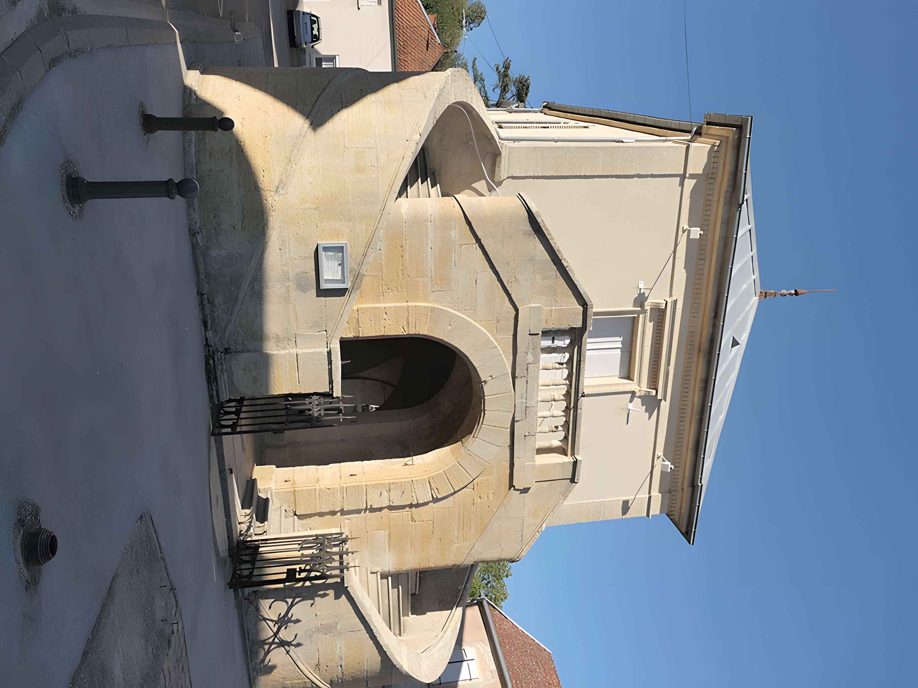 Mairie-lavoir de Beaujeu