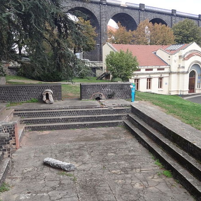 Photo de Restes des thermes antiques