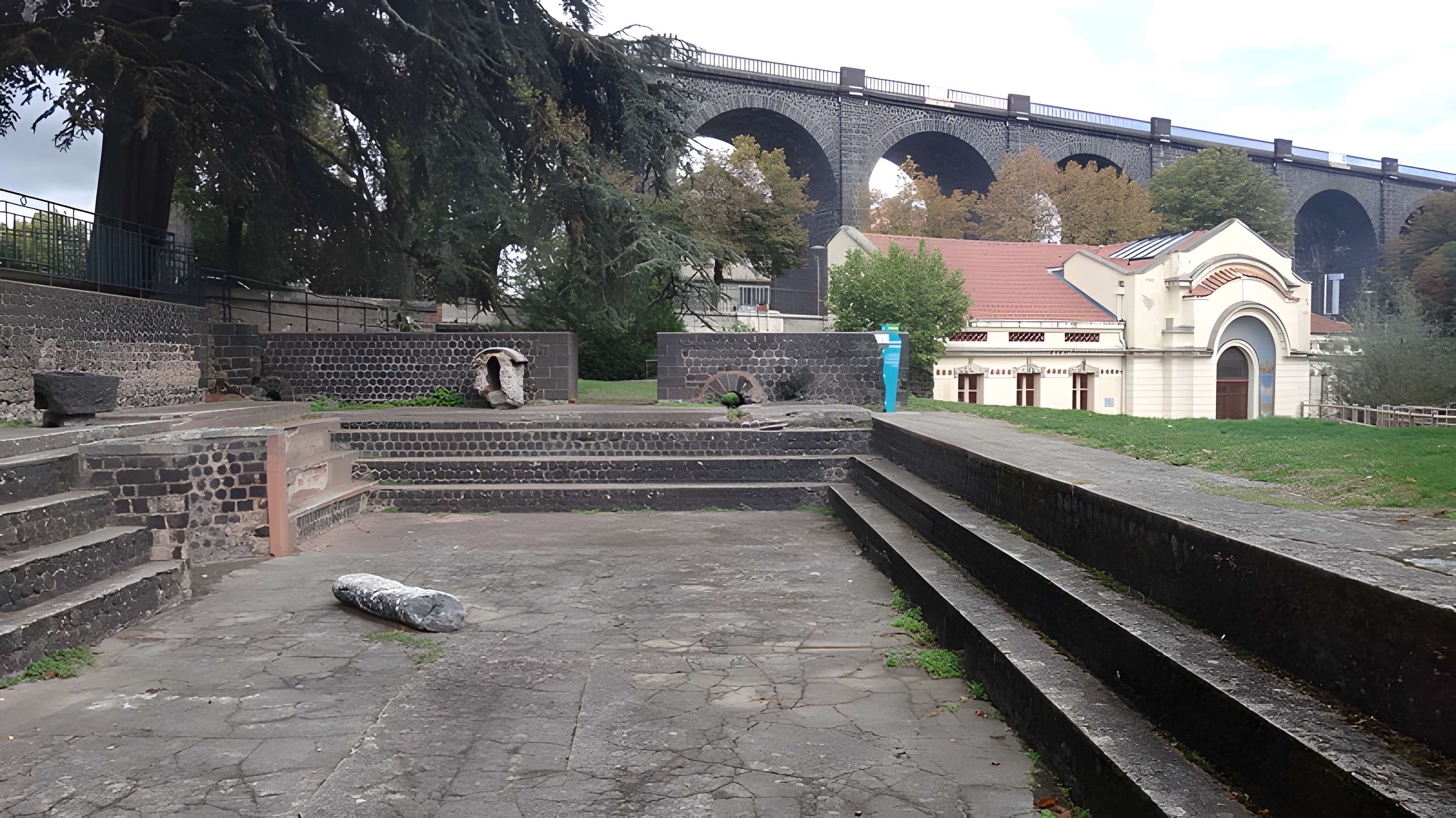 Restes des thermes antiques