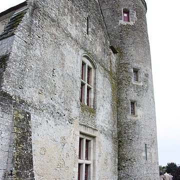 Tour aux Anglais dAunou-le-Faucon
