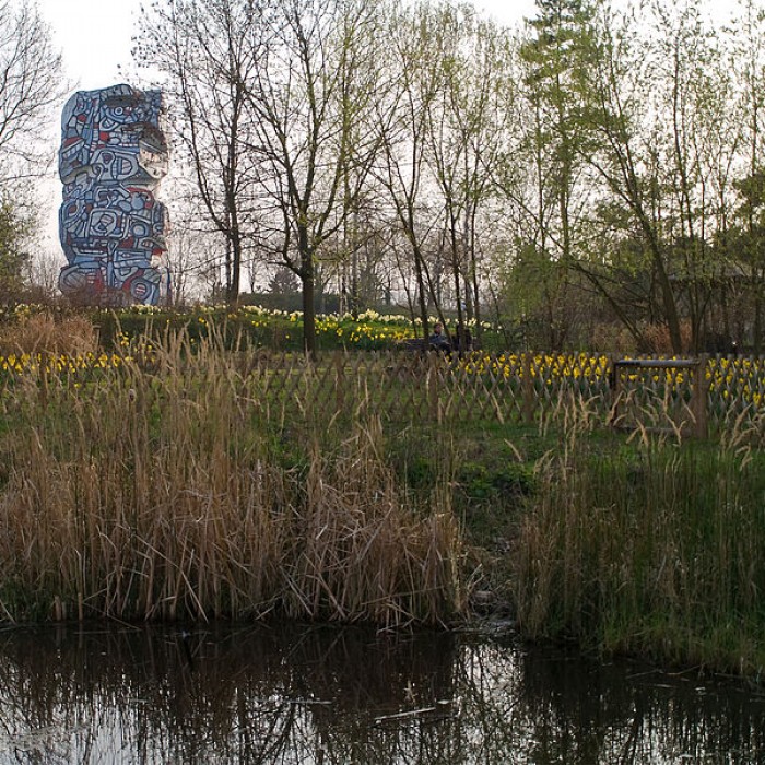 Photo de Tour aux Figures de Jean Dubuffet à Issy-les-Moulineaux