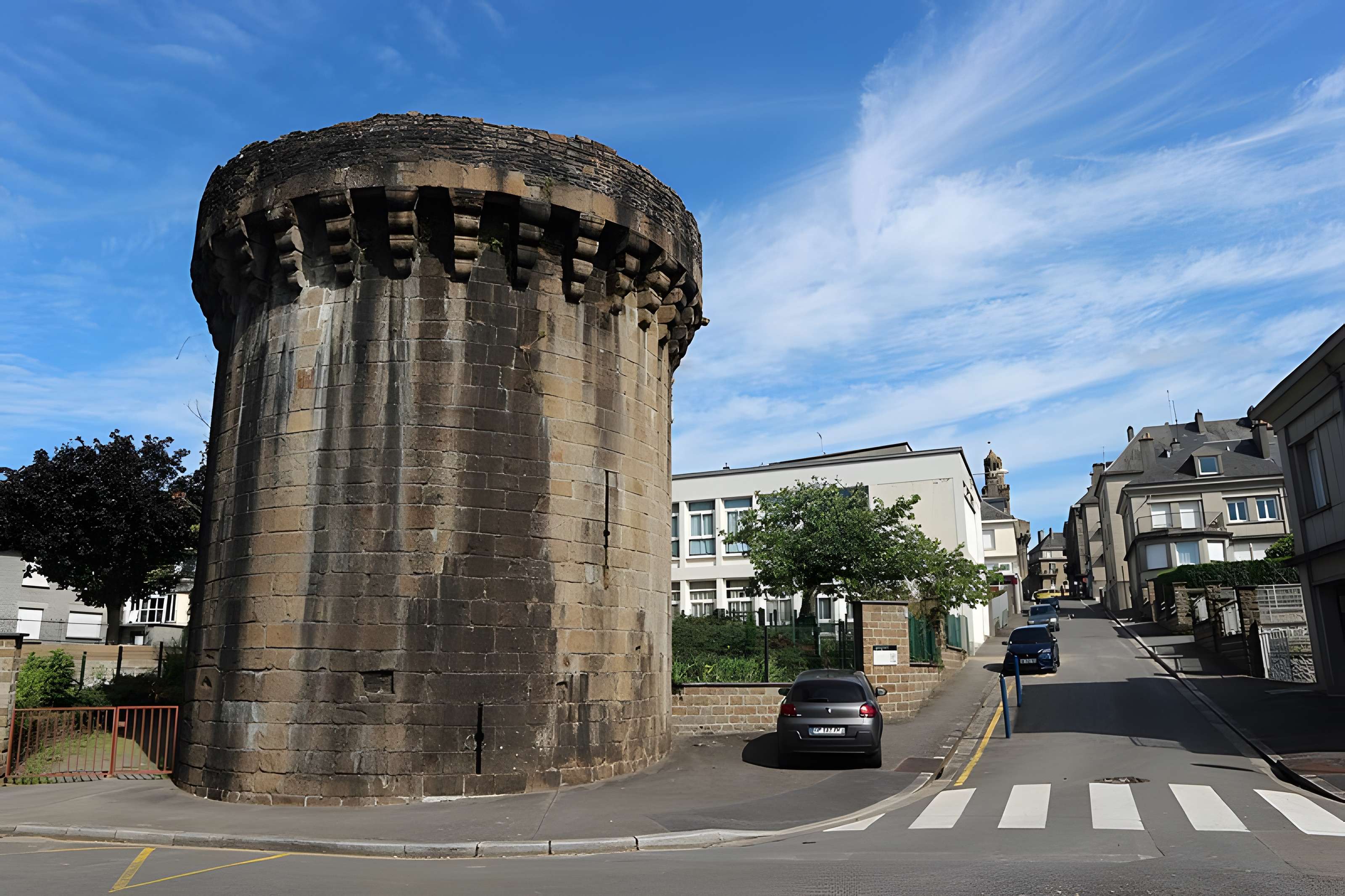 Tour aux Raines de Vire