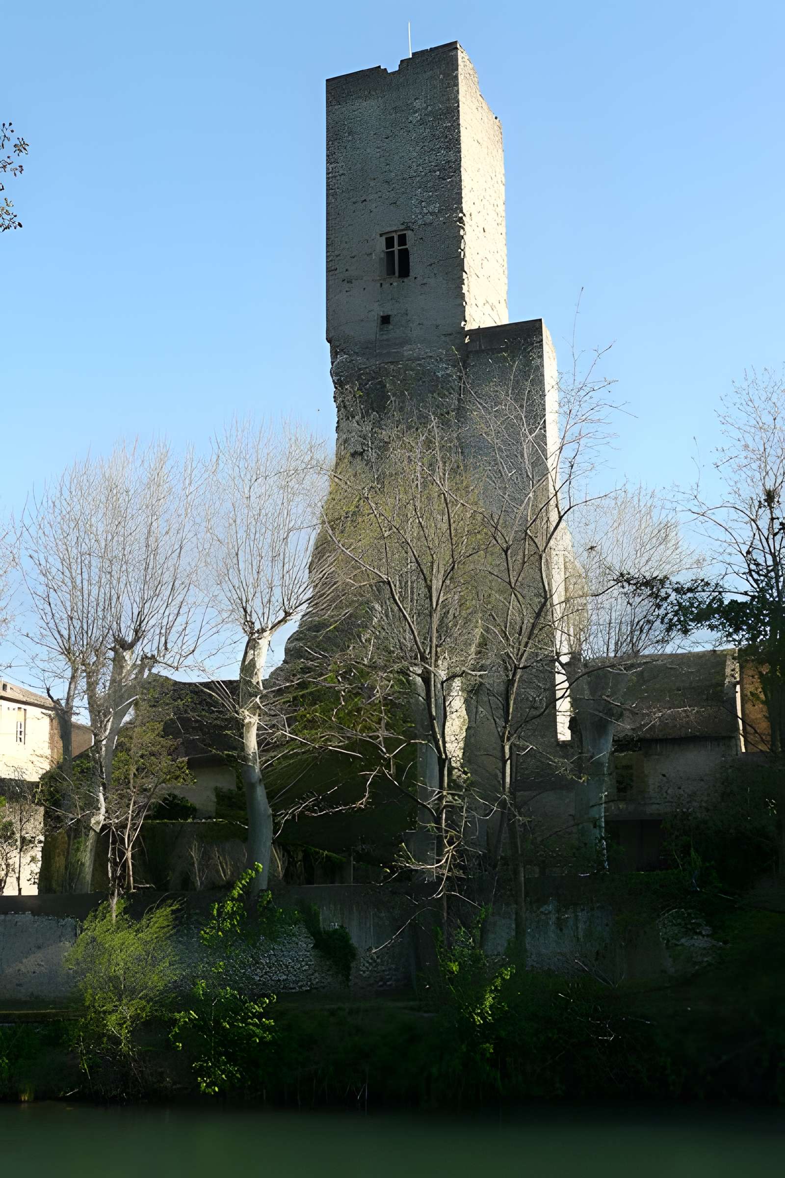 Tour carrée de Roquemaure 