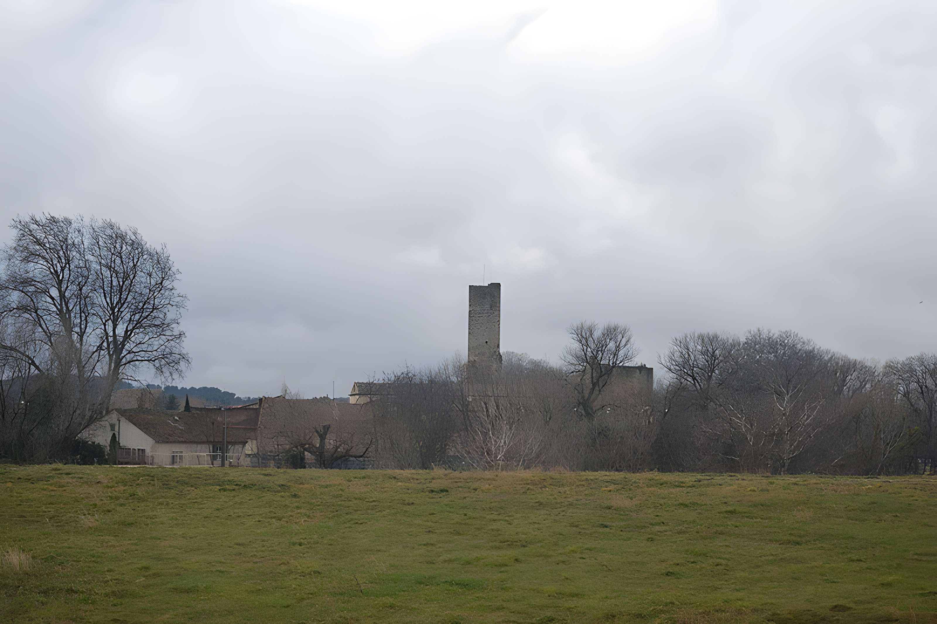 Tour carrée de Roquemaure