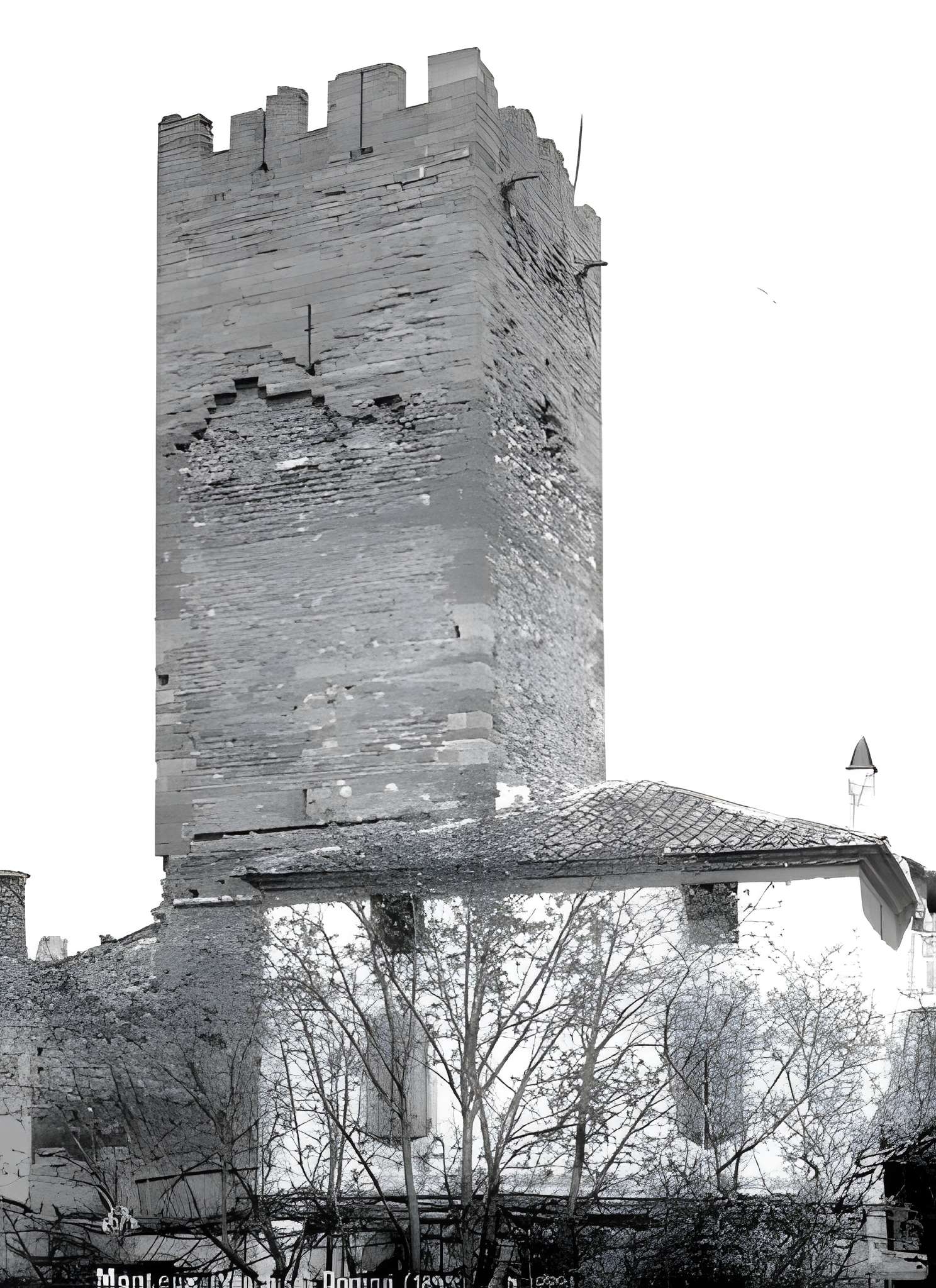 Tour Clémentine de Monteux