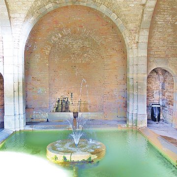 Mairie-lavoir de Bucey-lès-Gy