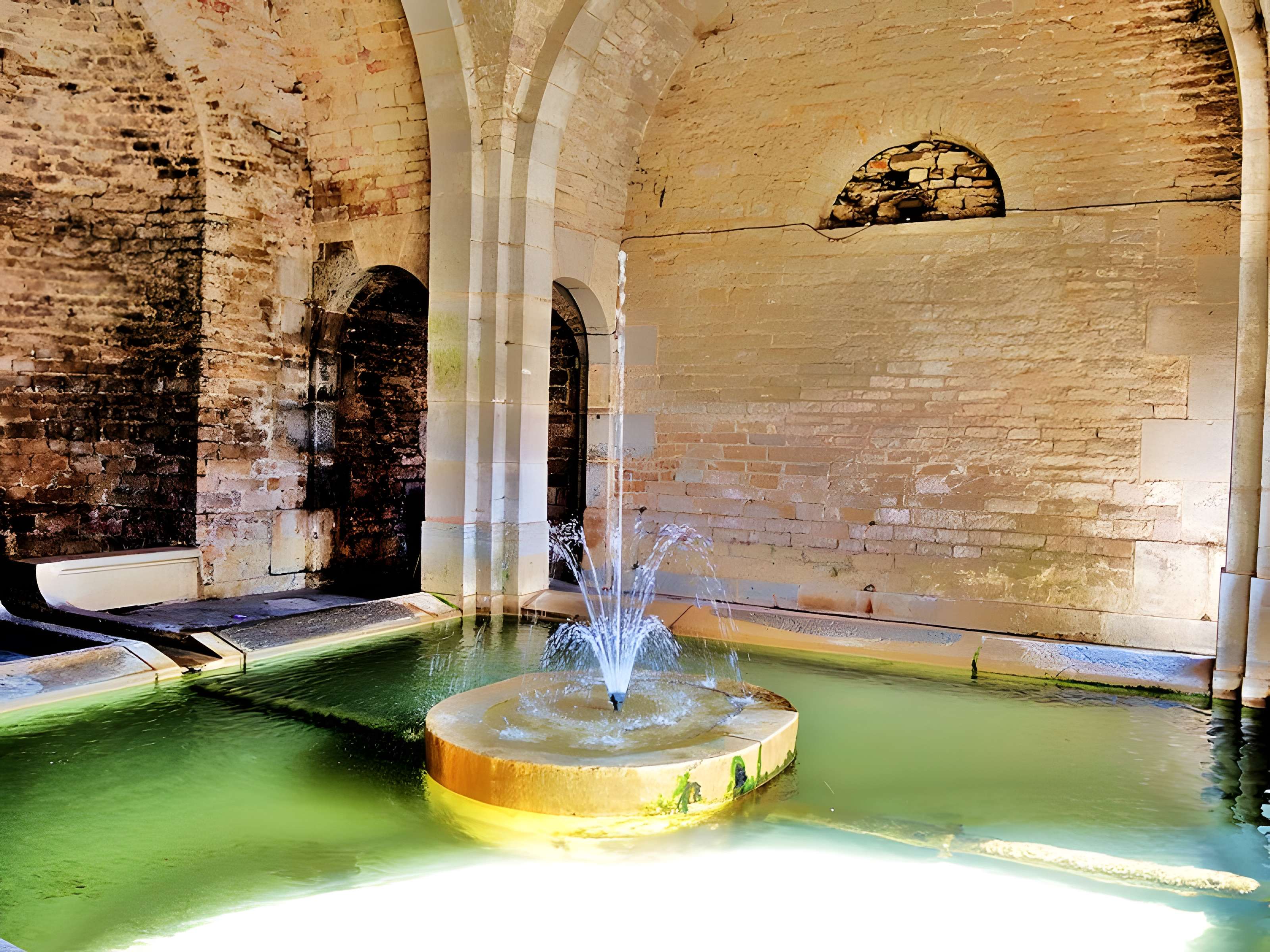 Mairie-lavoir de Bucey-lès-Gy