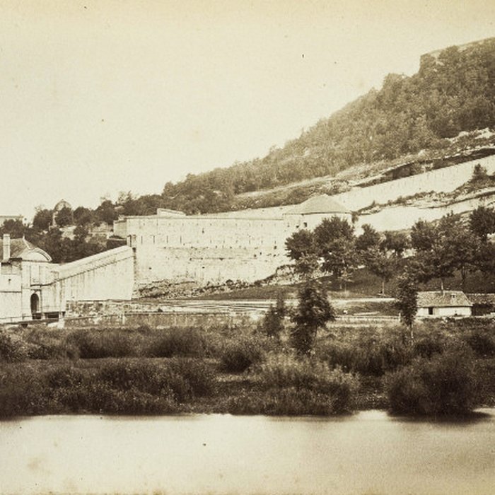 Photo de Tour de Bregille à Besançon