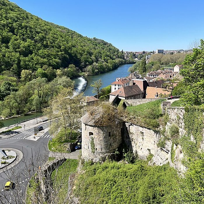 Photo de Tour de Bregille à Besançon