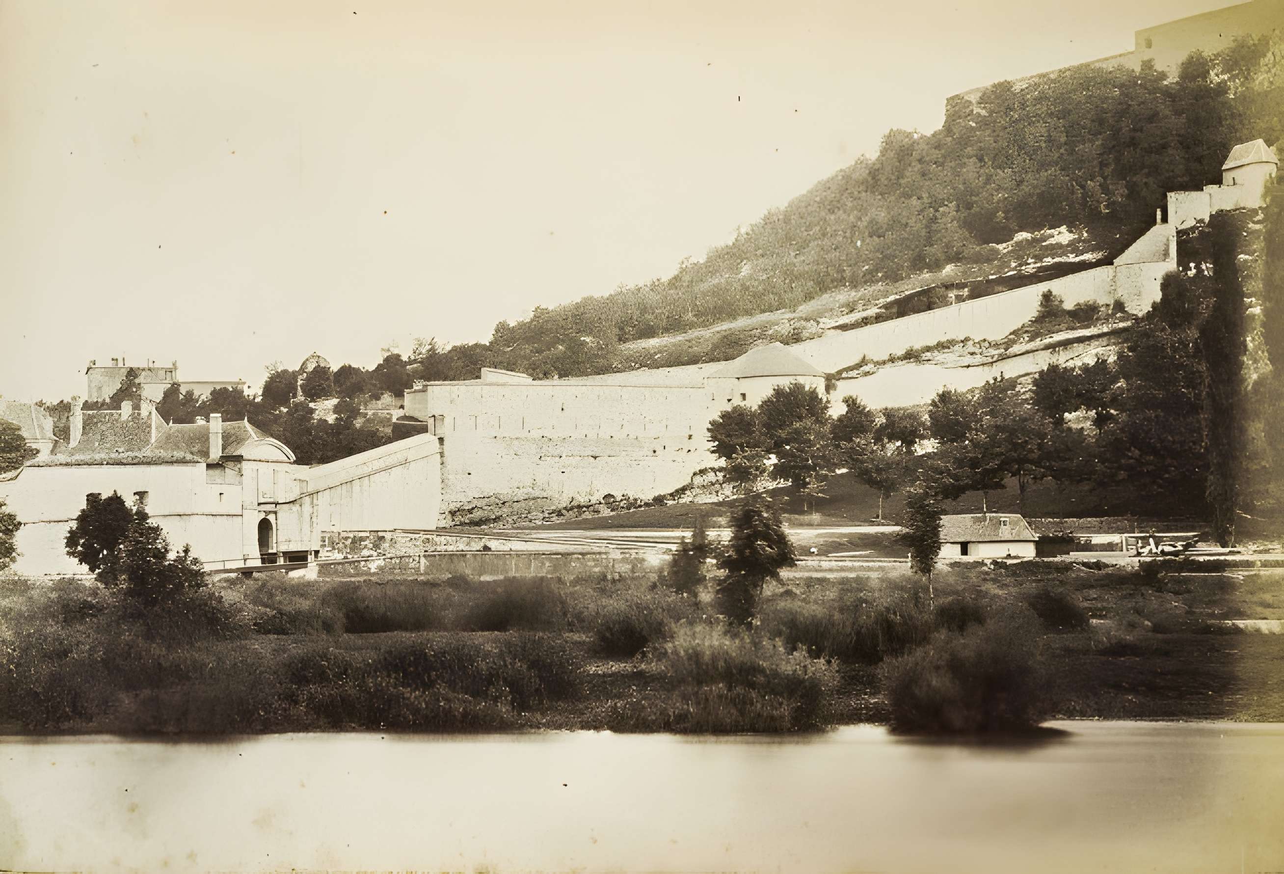 Tour de Bregille à Besançon