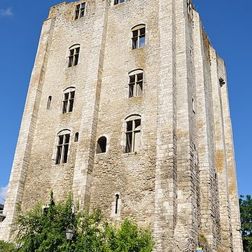 Tour de César à Beaugency