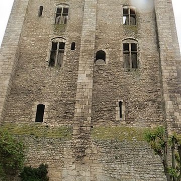 Tour de César à Beaugency