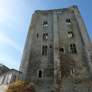 Tour de César à Beaugency