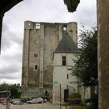 Tour de César à Beaugency