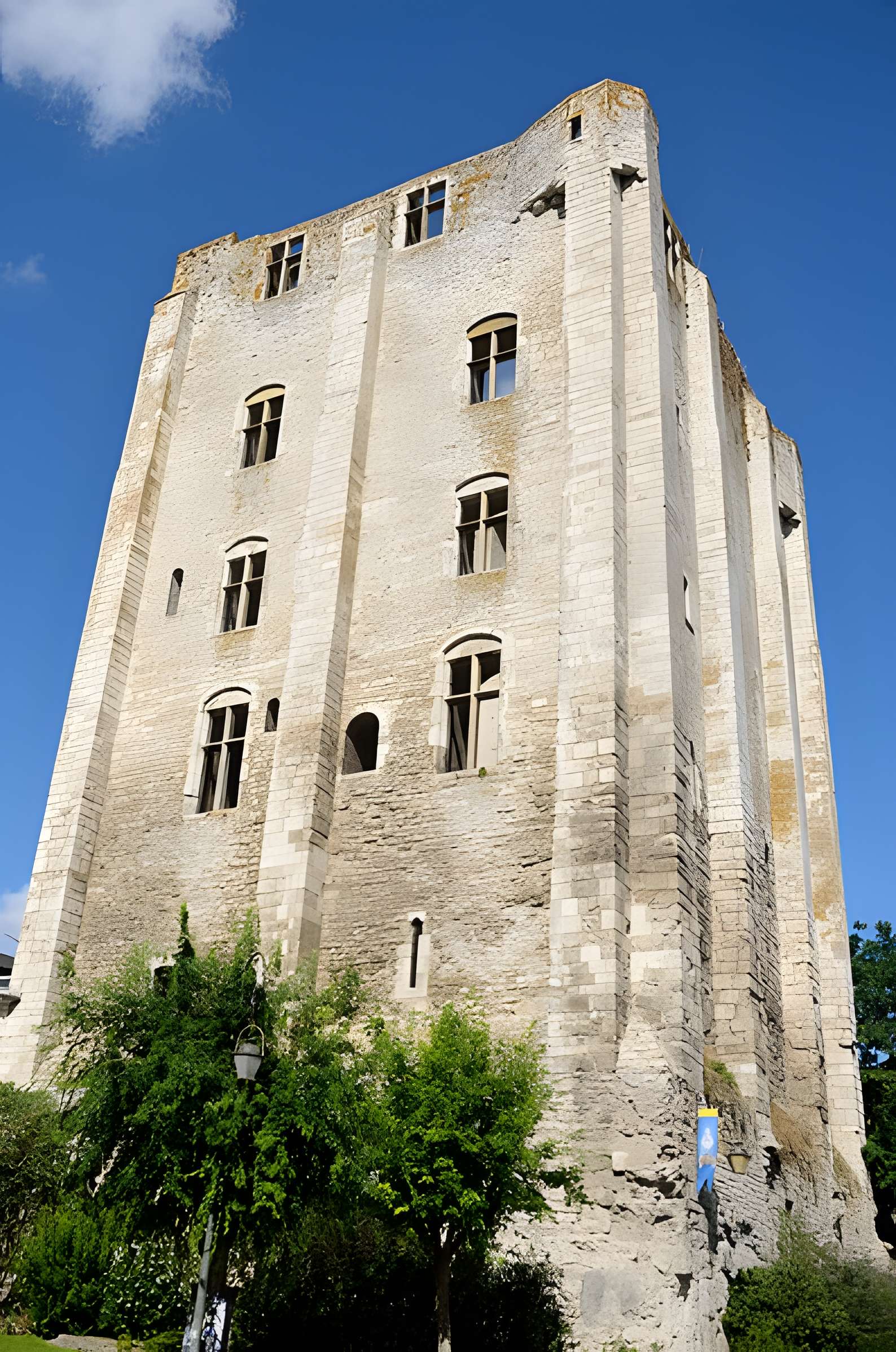 Tour de César à Beaugency