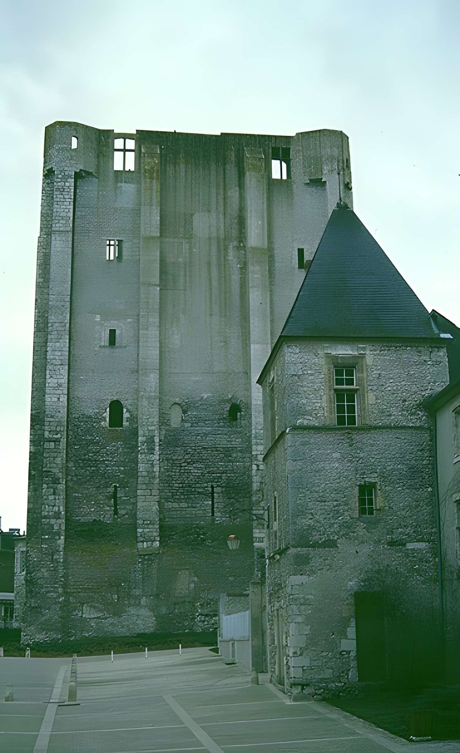 Tour de César à Beaugency