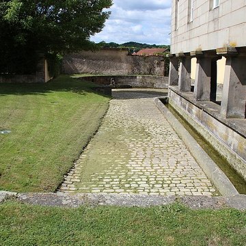 Mairie-lavoir de Mailleroncourt-Saint-Pancras