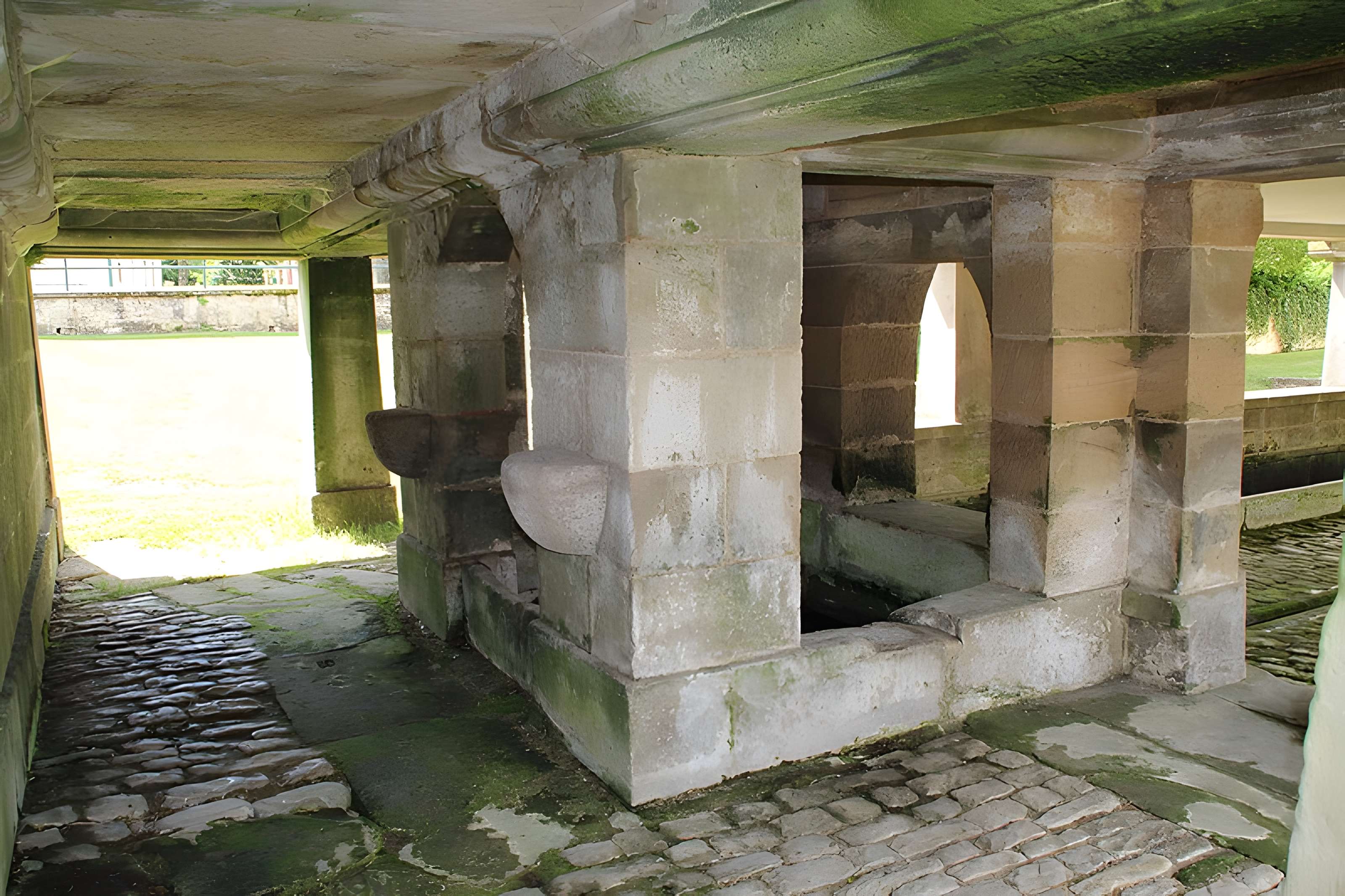 Mairie-lavoir de Mailleroncourt-Saint-Pancras