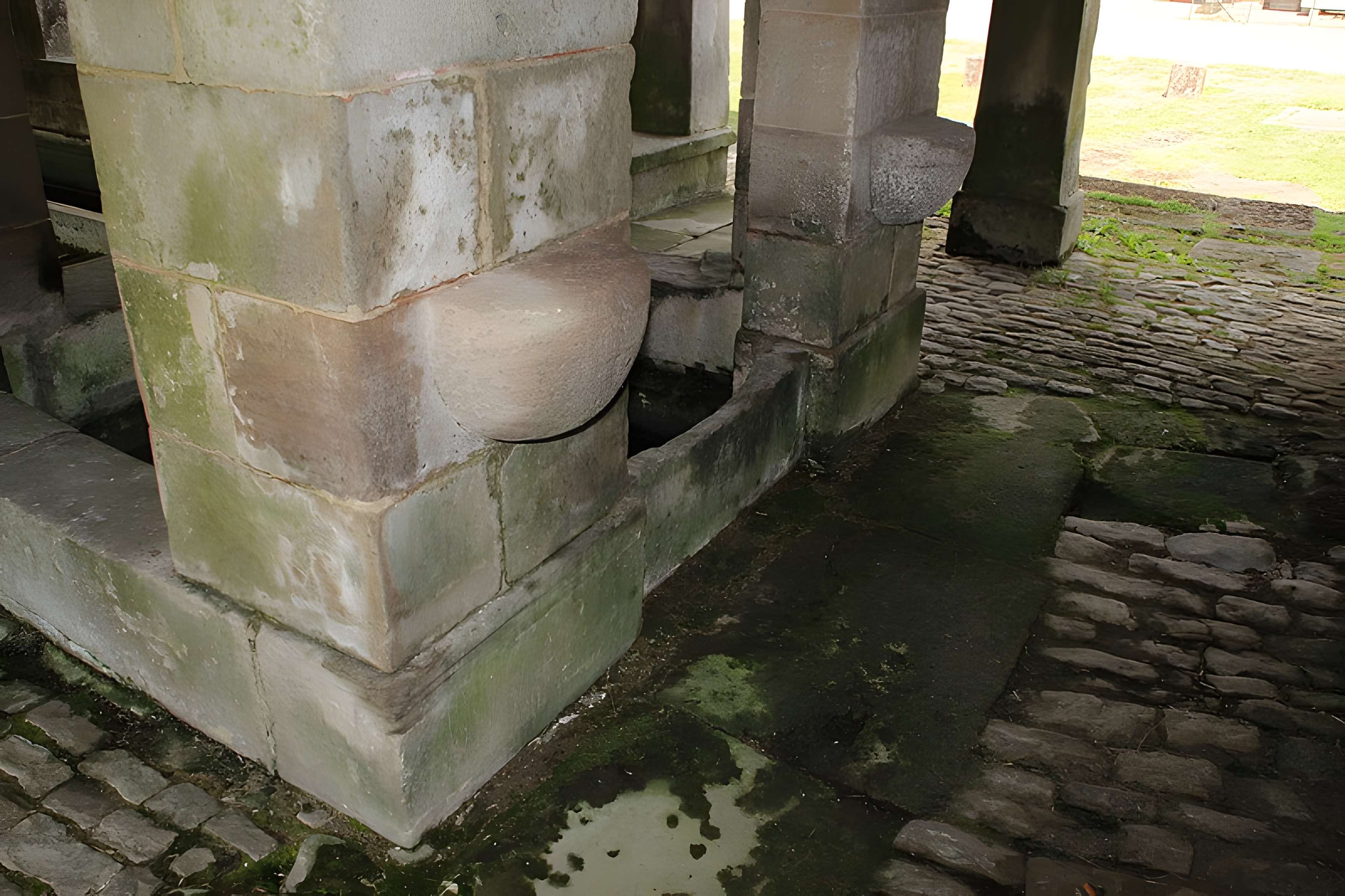 Mairie-lavoir de Mailleroncourt-Saint-Pancras
