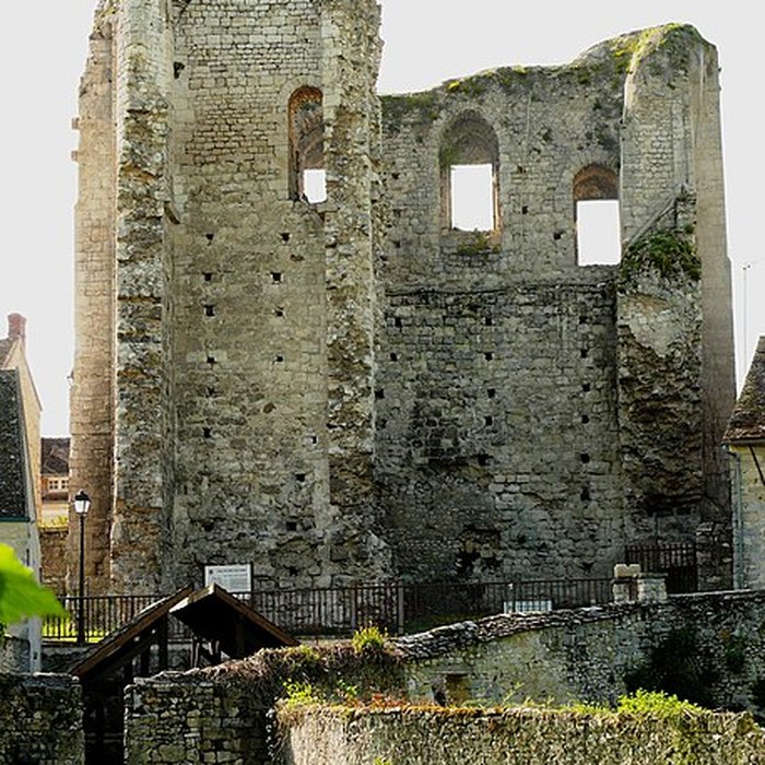 Photo de Tour de Ganne à Grez-sur-Loing