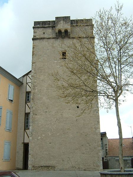 Photo de Tour de Garnavie à Lourdes