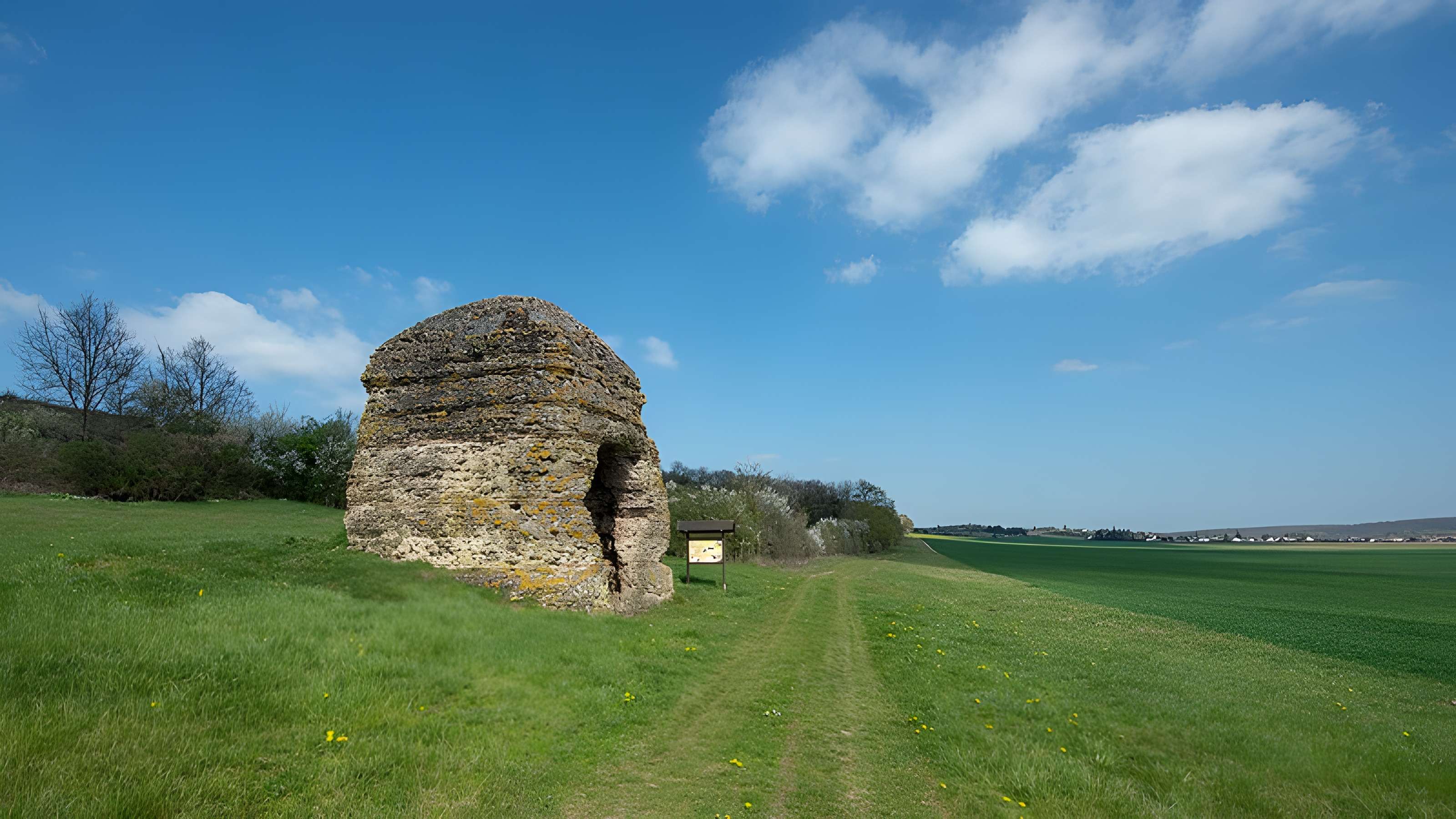 Tour de Grisset à Fréteval