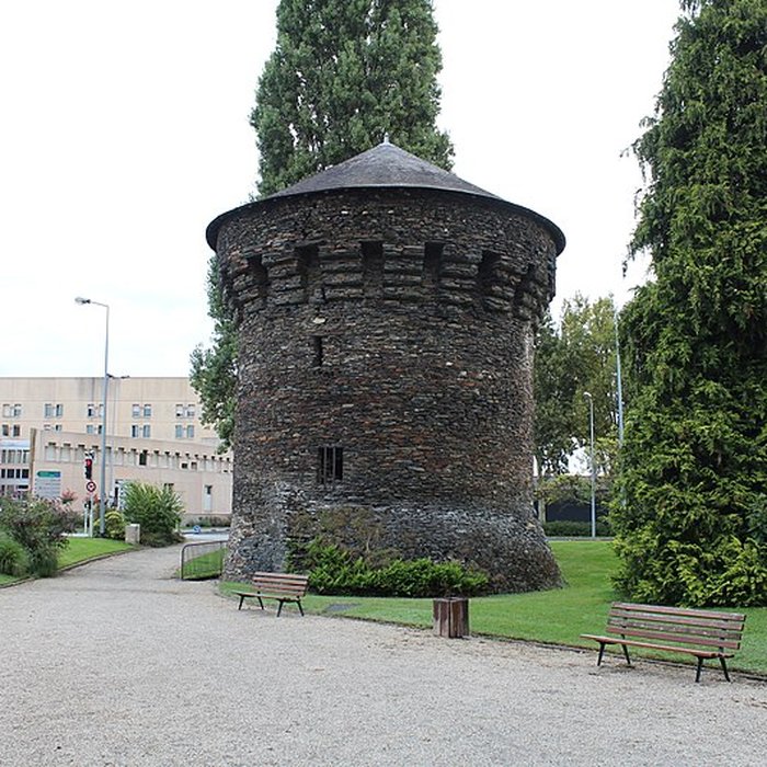 Photo de Tour de la Haute-Chaîne dAngers