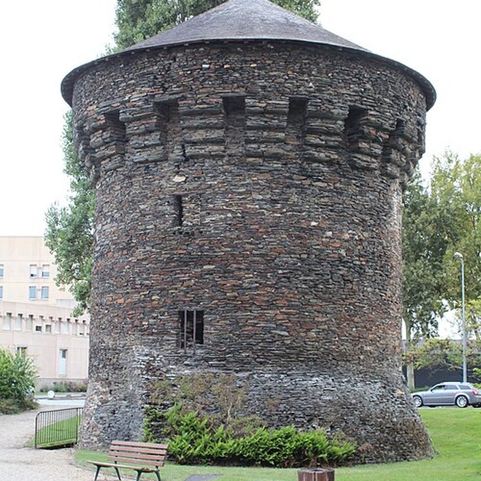Photo de Tour de la Haute-Chaîne dAngers
