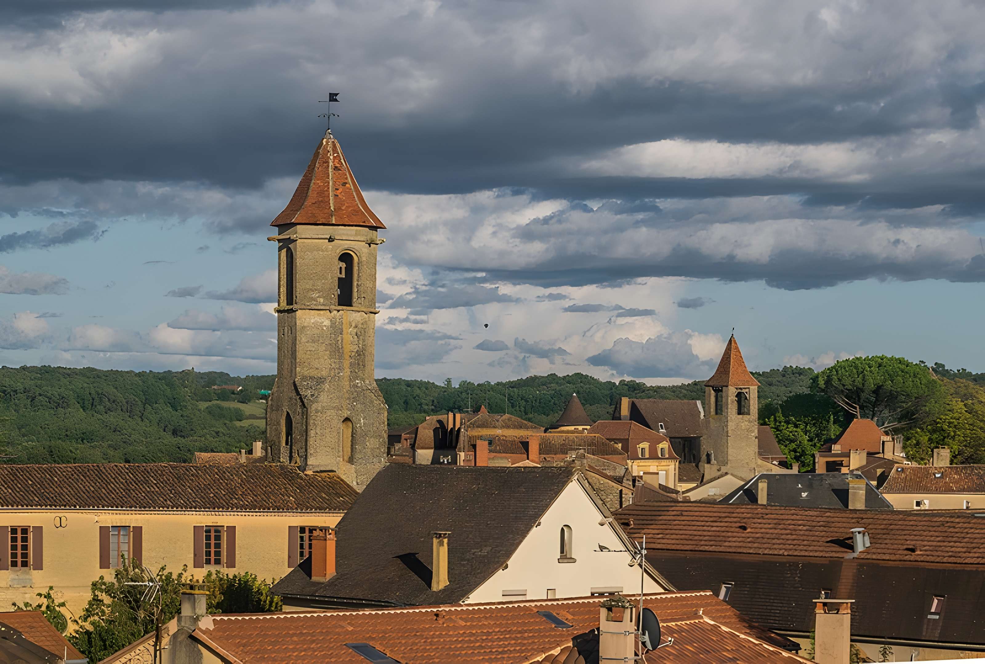 Tour de la Mairie de Belvès