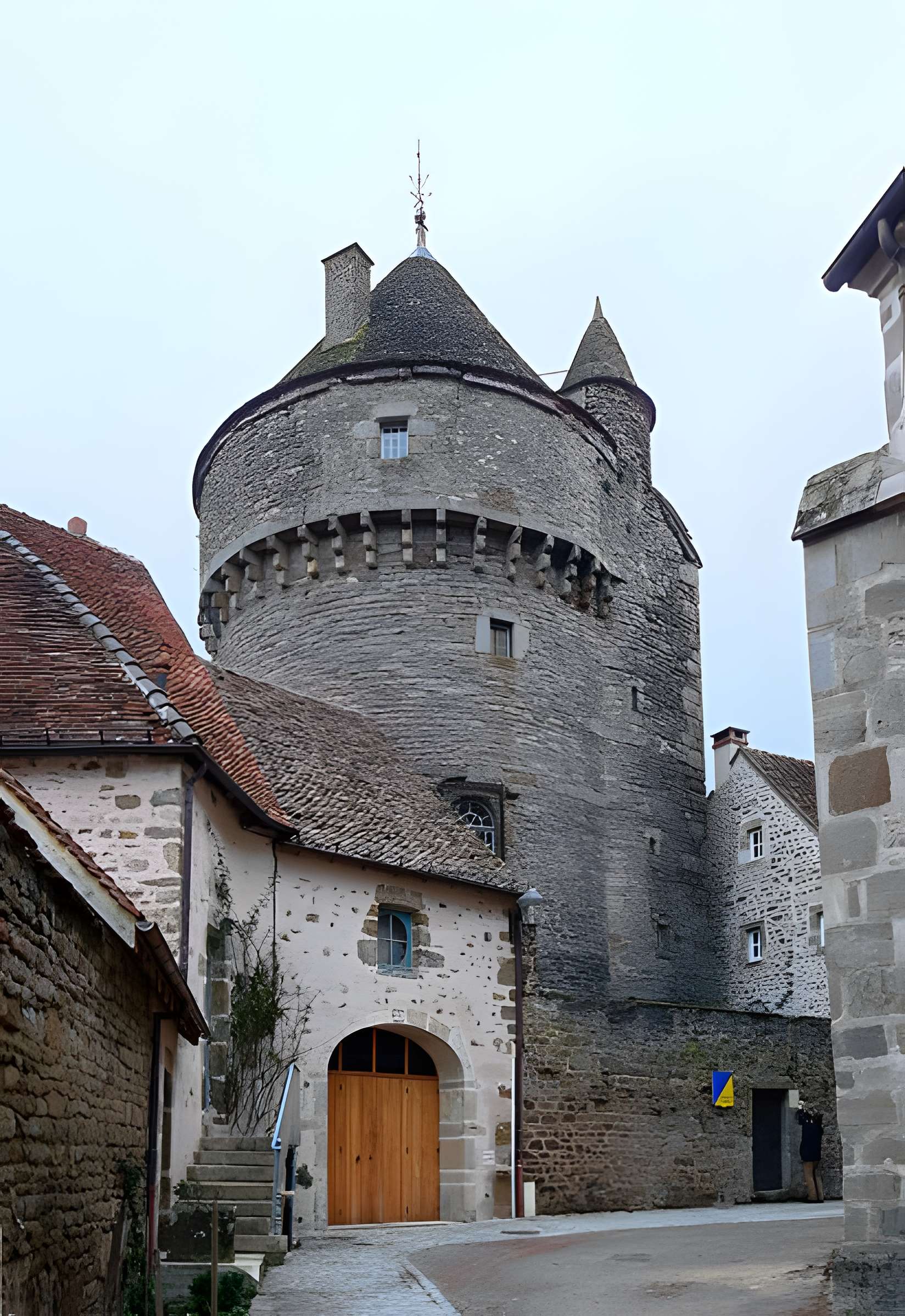 Tour de la Motte-Forte d'Arnay-le-Duc