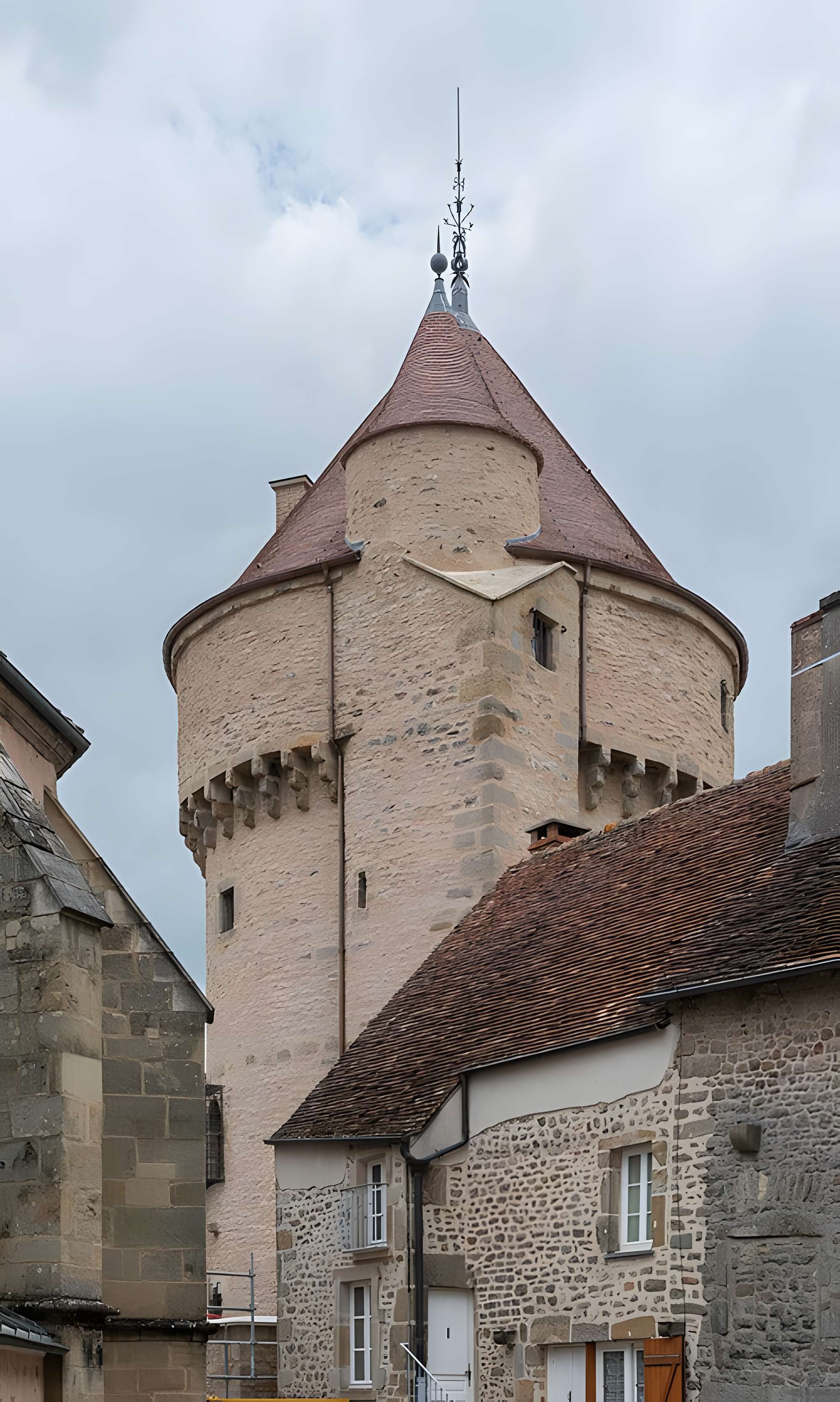Tour de la Motte-Forte d'Arnay-le-Duc