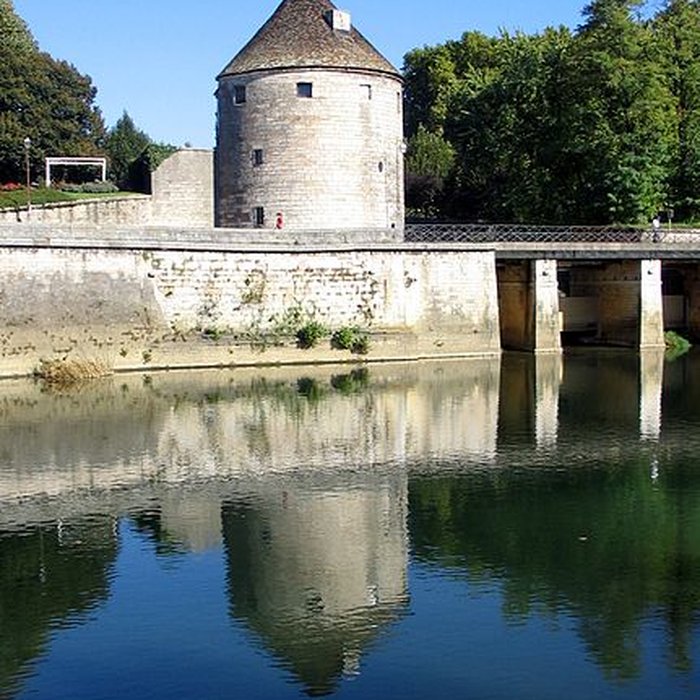 Photo de Tour de la Pelote de Besançon