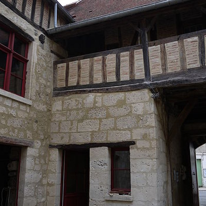 Photo de Maison à colombages, 20 Place du Martroy de Braine