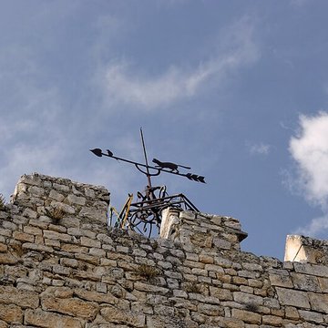 Tour de lHorloge de Pernes-les-Fontaines