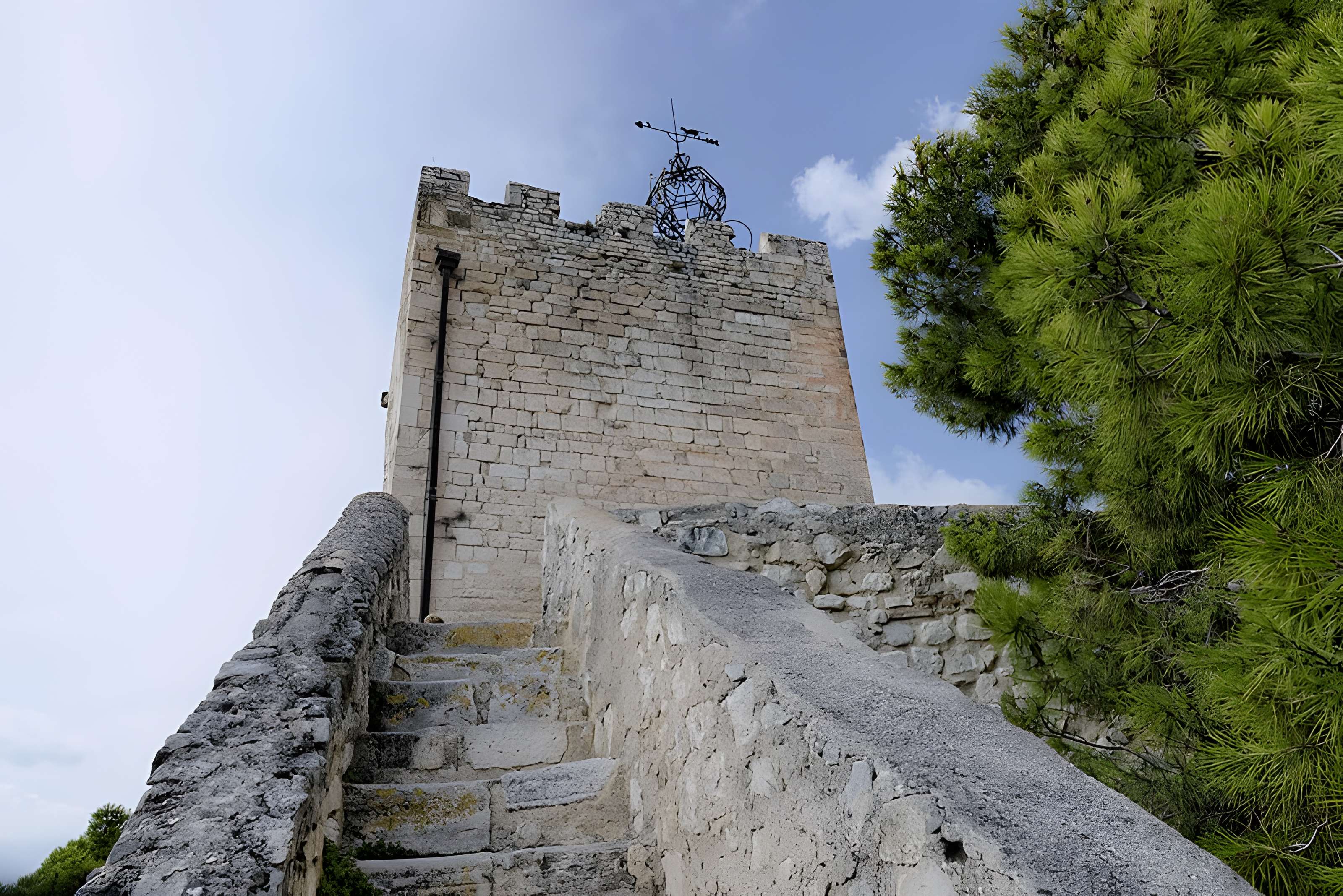 Tour de l'Horloge de Pernes-les-Fontaines