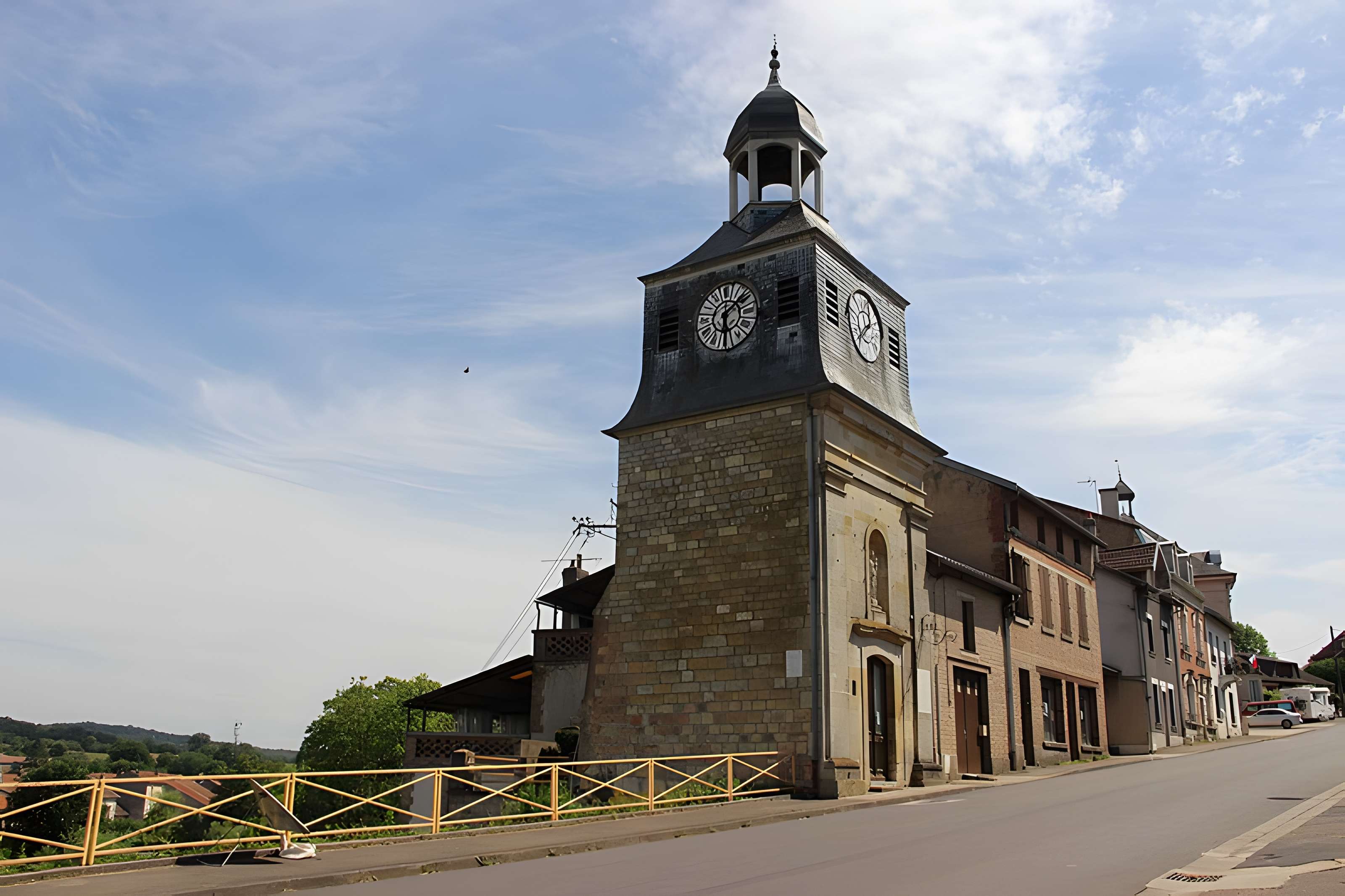Tour de l'Horloge de Varennes-en-Argonne