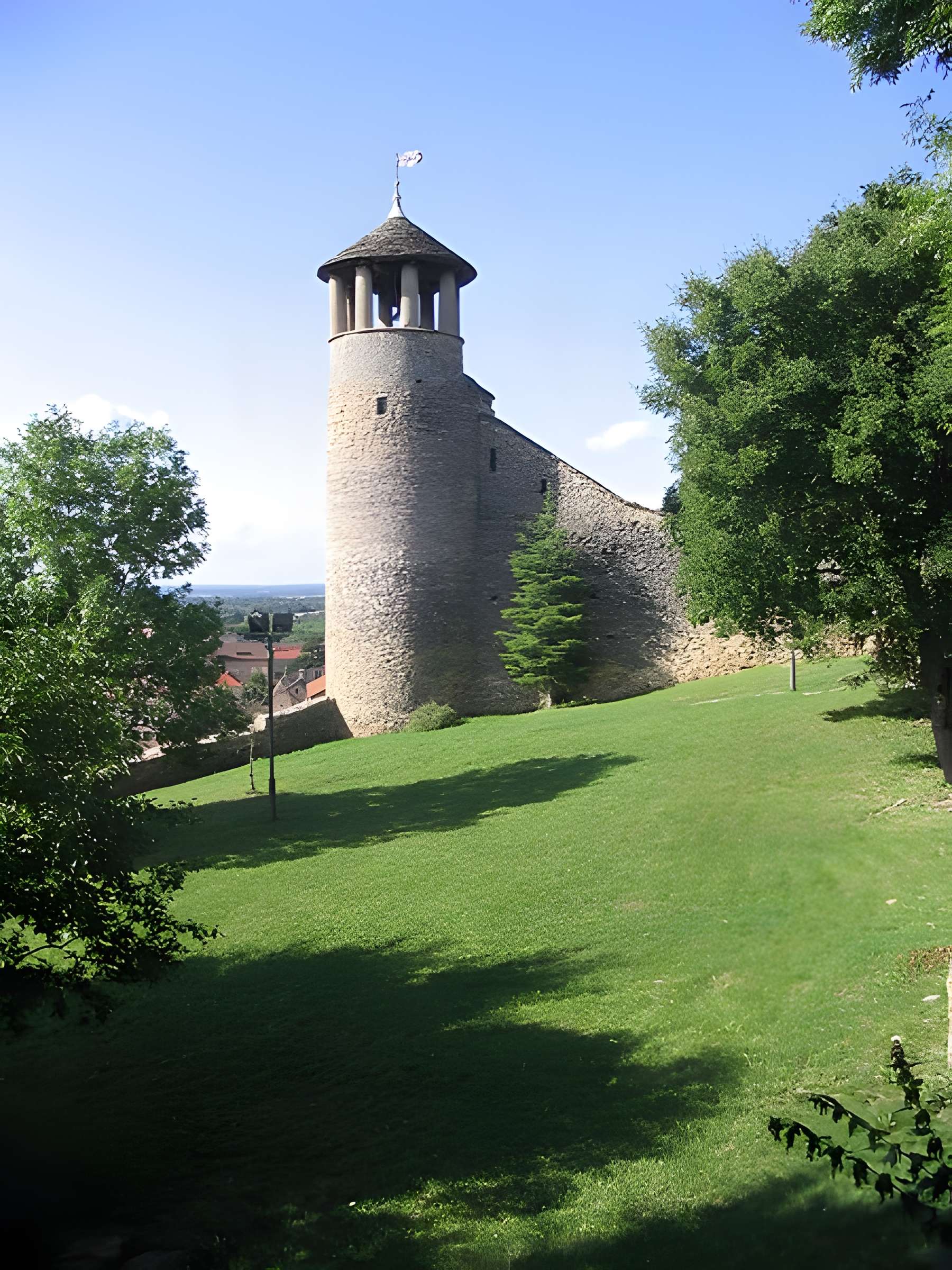 Tour de l'Horloge et Tour Saint-Hippolyte de Crémieu