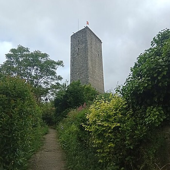 Photo de Tour de Montcuq
