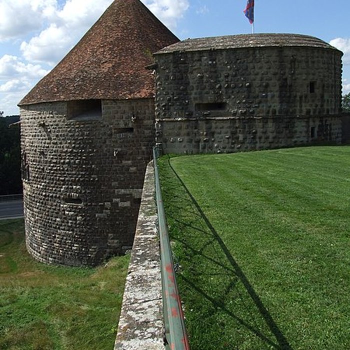 Photo de Tour de Navarre de Langres